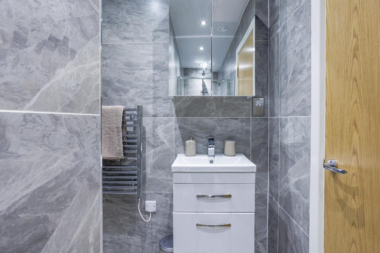 Luxury Apartment 5 Min To City Centre*Free Parking Ньюкасл-апон-Тайн Экстерьер фото